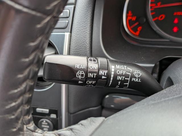 アテンザスポーツ ２３Ｓ　６ＭＴ／ＢＯＳＥサウンド／純１７ＡＷ／ＥＴＣ／ＨＩＤ／フォグ／オートエアコン／シートリフター／バニティミラー／電格ミラー／ステアリモコン／キーレス（26枚目）