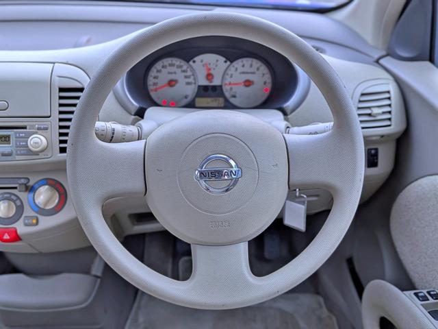 マーチ １２Ｓ　５ＭＴ／禁煙／ＣＤ／シートリフター／エアコン／バニティミラー／電動ミラー／ドリンクホルダー／トノカバー／パワーウィンドウ／純正１４インチホイ―ル（22枚目）