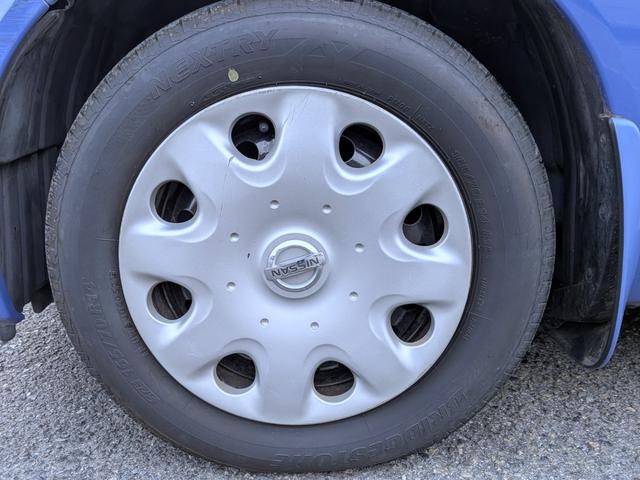 マーチ １２Ｓ　５ＭＴ／禁煙／ＣＤ／シートリフター／エアコン／バニティミラー／電動ミラー／ドリンクホルダー／トノカバー／パワーウィンドウ／純正１４インチホイ―ル（50枚目）