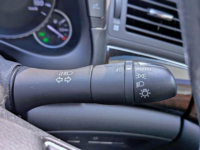 フーガ ２５０ＧＴ　Ａパッケージ　純マルチナビフルセグ／ハーフレザー電動シート／Ｂ・Ｓカメラ／クルコン／ＢＴ／ＨＩＤ／ＥＴＣ／ステリモ／電動シート／デュアルＡＡＣ／スマートキー／純１８ＡＷ／ＣＤ／ＤＶＤ／ＵＳＢ／Ｍサーバ／フォグ（31枚目）