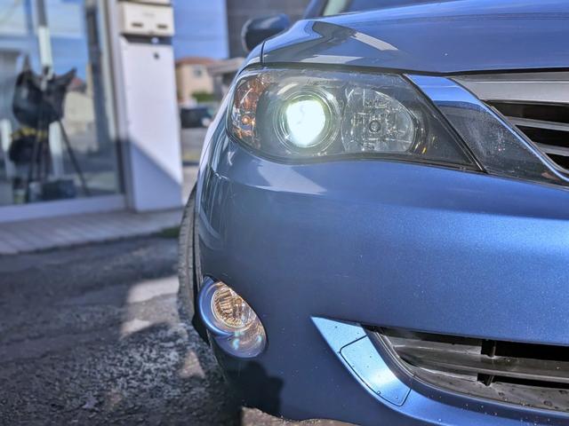 インプレッサ ２０Ｓ　メモリナビ地デジ／ＢＴ／Ｂカメラ／ＨＩＤ／スマートキー／禁煙／ＥＴＣ／フォグ／オートＡＣ／オートコーナーポール／シートリフター／バニティミラー／電格ミラー／トノカバー／１６ＡＷ（11枚目）