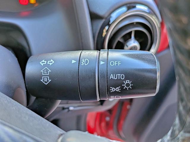 デミオ ＸＤツーリング　６ＭＴ／衝突軽減／純ナビフルセグ／クルコン／コーナーセンサー／ＢＴ／ＡＵＸ／ＵＳＢ／ＬＥＤヘッド／フォグ／オートライト／オートＡＣ／ＥＴＣ／純１６ＡＷ／ＶＤＣ／ステリモ／シートリフター／ＨＵＤ（33枚目）