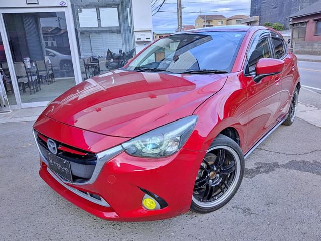 デミオ ＸＤツーリング　６ＭＴ／衝突軽減／純ナビフルセグ／Ｂカメラ／ＢＴ／クルコン／ＲＶＭ／車線逸脱警報／ＤＳＣ／ＨＵＤ／ＥＴＣ／ステリモ／ＬＥＤヘッド／フォグ／オートＡＣ／外１７ＡＷ／ＵＳＢ／ＤＶＤ／ウィンカーミラー（22枚目）