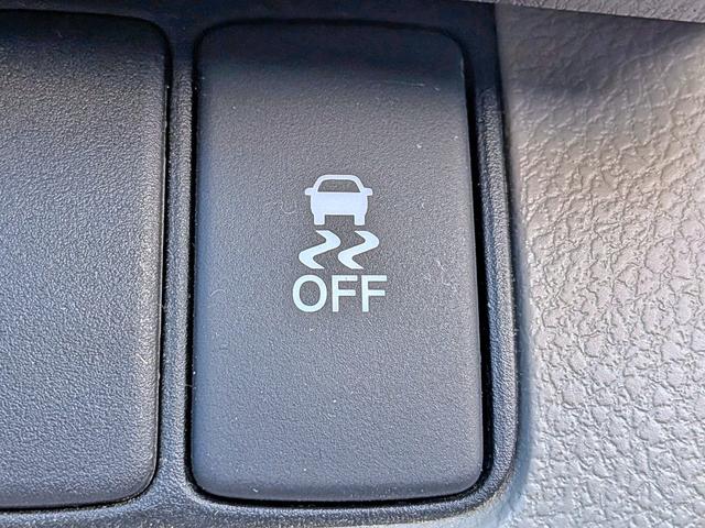 オデッセイ Ｍ　純ナビ地デジ／Ｂカメラ／ＥＴＣ／ＨＩＤ／Ｂカメラ／禁煙／ＵＳＢ／ＲＣＡ入力／オート＆リアＡＣ／オートライト／ＶＳＡ／ＥＣＯＮモード／シートリフター／バニティミラー／ウィンカーミラー／Ｍサーバー／ＤＶＤ（10枚目）