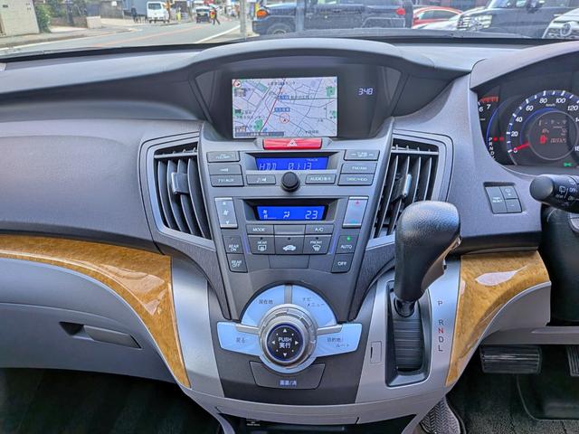 オデッセイ Ｍ　純ナビ地デジ／Ｂカメラ／ＥＴＣ／ＨＩＤ／Ｂカメラ／禁煙／ＵＳＢ／ＲＣＡ入力／オート＆リアＡＣ／オートライト／ＶＳＡ／ＥＣＯＮモード／シートリフター／バニティミラー／ウィンカーミラー／Ｍサーバー／ＤＶＤ（30枚目）