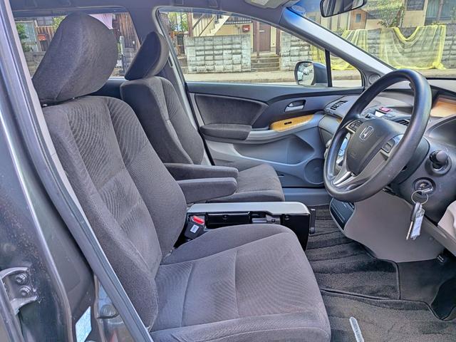 オデッセイ Ｍ　純ナビ地デジ／Ｂカメラ／ＥＴＣ／ＨＩＤ／Ｂカメラ／禁煙／ＵＳＢ／ＲＣＡ入力／オート＆リアＡＣ／オートライト／ＶＳＡ／ＥＣＯＮモード／シートリフター／バニティミラー／ウィンカーミラー／Ｍサーバー／ＤＶＤ（41枚目）