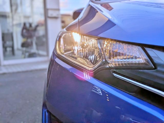 フィット １３Ｇ・Ｆパッケージ　衝突軽減／ナビフルセグ／スマート鍵／禁煙／ＢＴ／アイドリングストップ／ＥＴＣ／ＶＳＡ／ＥＣＯＮモード／チップアップシート／オートＡＣ／バニティミラー／ウィンカーミラー（20枚目）