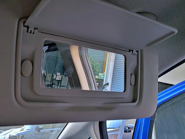 フィット １３Ｇ・Ｆパッケージ　衝突軽減／ナビフルセグ／スマート鍵／禁煙／ＢＴ／アイドリングストップ／ＥＴＣ／ＶＳＡ／ＥＣＯＮモード／チップアップシート／オートＡＣ／バニティミラー／ウィンカーミラー（40枚目）