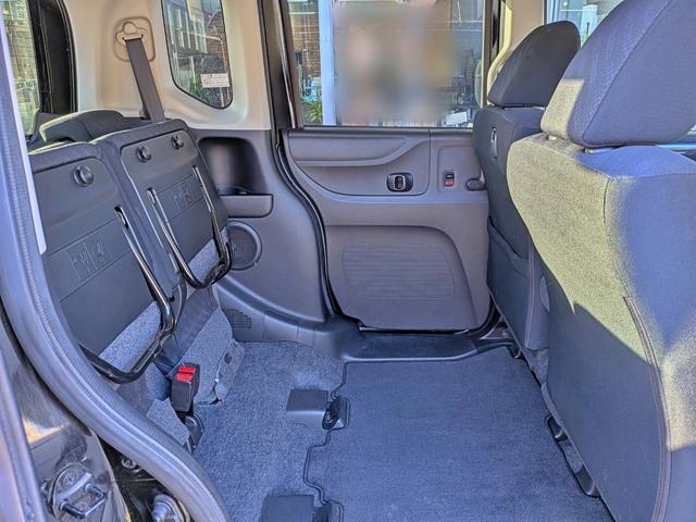 Ｎ－ＢＯＸカスタム Ｇ　ＳＳパッケージ　ナビフルセグ／両側電動／ＨＩＤ／Ｂカメラ／ＥＴＣ／ＵＳＢ／スマート鍵／オートＡＣ／フォグ／ステリモ／ＶＳＡ／ＥＣＯＮモード／アイドリングＳＴＯＰ／ウィンカーミラー／純１４ＡＷ／チップアップシート（12枚目）