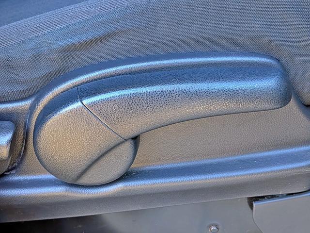 Ｎ－ＢＯＸカスタム Ｇ　ＳＳパッケージ　ナビフルセグ／両側電動／ＨＩＤ／Ｂカメラ／ＥＴＣ／ＵＳＢ／スマート鍵／オートＡＣ／フォグ／ステリモ／ＶＳＡ／ＥＣＯＮモード／アイドリングＳＴＯＰ／ウィンカーミラー／純１４ＡＷ／チップアップシート（39枚目）