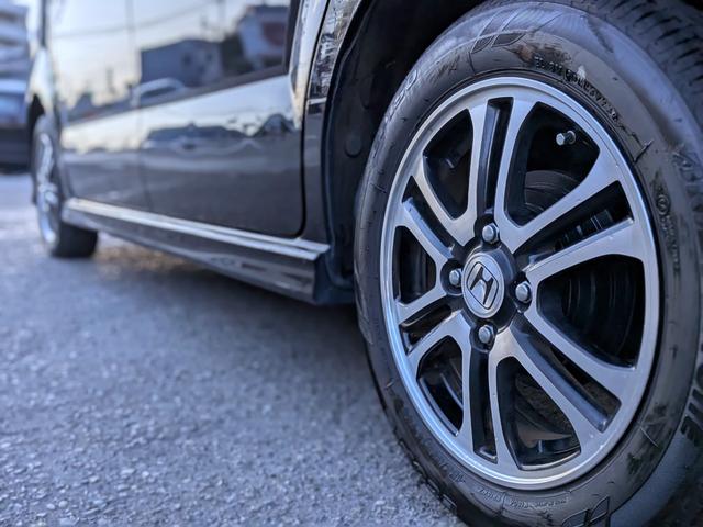 Ｎ－ＢＯＸカスタム Ｇ　ＳＳパッケージ　ナビフルセグ／両側電動／ＨＩＤ／Ｂカメラ／ＥＴＣ／ＵＳＢ／スマート鍵／オートＡＣ／フォグ／ステリモ／ＶＳＡ／ＥＣＯＮモード／アイドリングＳＴＯＰ／ウィンカーミラー／純１４ＡＷ／チップアップシート（57枚目）