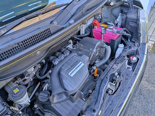 Ｎ－ＢＯＸカスタム Ｇ　ＳＳパッケージ　ナビフルセグ／両側電動／ＨＩＤ／Ｂカメラ／ＥＴＣ／ＵＳＢ／スマート鍵／オートＡＣ／フォグ／ステリモ／ＶＳＡ／ＥＣＯＮモード／アイドリングＳＴＯＰ／ウィンカーミラー／純１４ＡＷ／チップアップシート（63枚目）