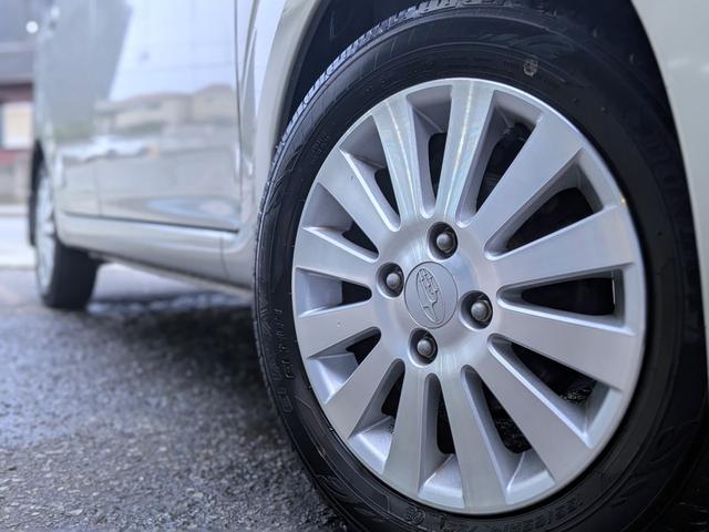 ステラ カスタムR 純HDDナビ/Bカメラ/キーレス/禁煙/HID/リアコーナーセンサー/CD/DVD/Mサーバー/フォグ/純14AW/ベンチシート/ウィンカーミラー/バニティミラー/エアコン(12枚目)