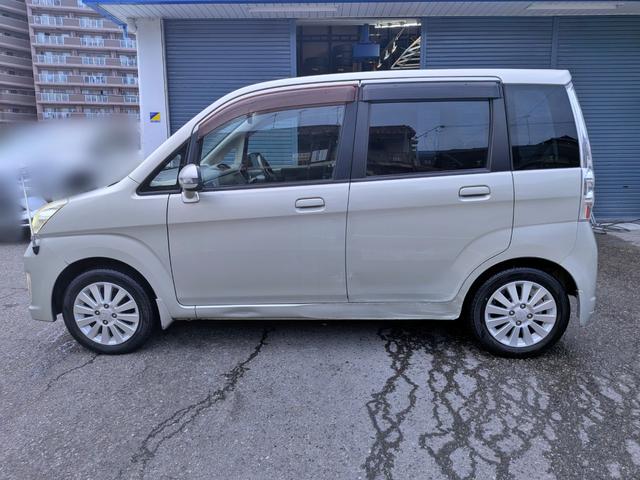 ステラ カスタムR 純HDDナビ/Bカメラ/キーレス/禁煙/HID/リアコーナーセンサー/CD/DVD/Mサーバー/フォグ/純14AW/ベンチシート/ウィンカーミラー/バニティミラー/エアコン(19枚目)