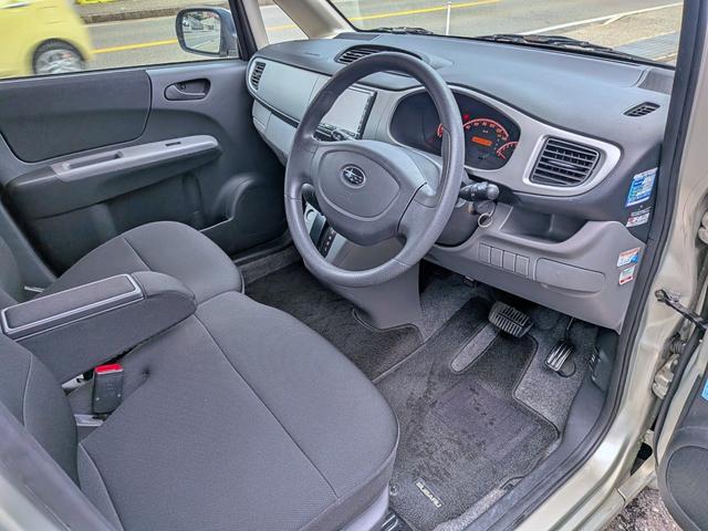 ステラ カスタムR 純HDDナビ/Bカメラ/キーレス/禁煙/HID/リアコーナーセンサー/CD/DVD/Mサーバー/フォグ/純14AW/ベンチシート/ウィンカーミラー/バニティミラー/エアコン(36枚目)