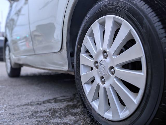 ステラ カスタムR 純HDDナビ/Bカメラ/キーレス/禁煙/HID/リアコーナーセンサー/CD/DVD/Mサーバー/フォグ/純14AW/ベンチシート/ウィンカーミラー/バニティミラー/エアコン(58枚目)