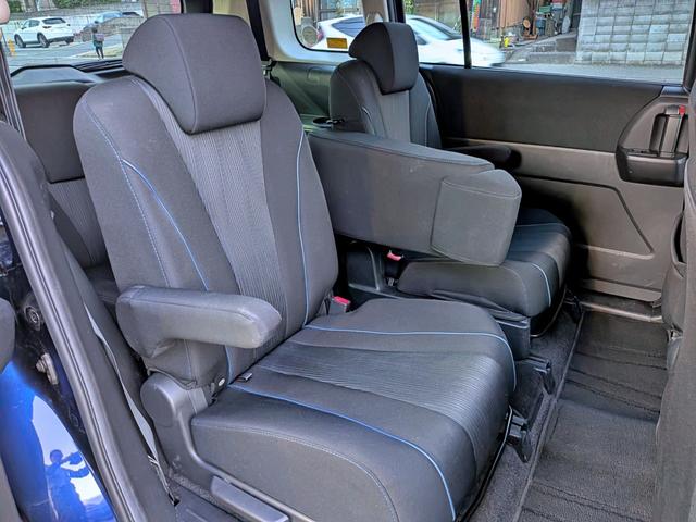 プレマシー ２０Ｓ　純ナビ地デジ／スマートキー／電動スライド／ＵＳＢ／ＨＩＤ／ＥＴＣ／ステリモ／ＶＤＣ／純１６ＡＷ／アイドリングストップ／Ｍサーバー／ＣＤ／ＤＶＤ／フォグ／オートライト／オートＡＣ／バニティミラー（12枚目）