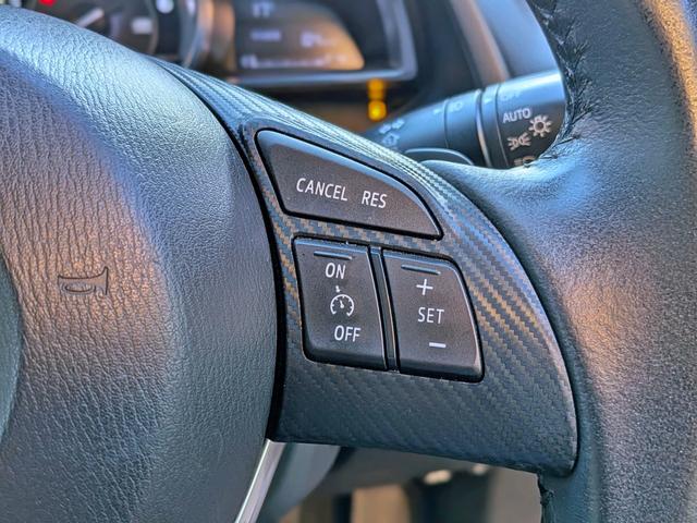 デミオ ＸＤツーリング　Ｌパッケージ　衝突軽減／１オーナー／ナビフルセグ／Ｂカメラ／ＨＵＤ／ＲＶＭ／クルコン／ＢＴ／ＵＳＢ／障害物センサー／ＶＤＣ／車線逸脱警報／パドルシフト／ＬＥＤヘッド／オートＡＣ／純１６ＡＷ／ＥＴＣ／白ハーフレザー（13枚目）