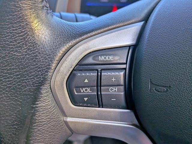 CR-Z α 6MT/ダウンサス/社外マフラー&ウィング/クルコン/スマートキー/ステリモ/HID/フォグ/オートライト/オートAC/CD/AUX/外17AW/外タワーバー/VSA/バニティミラー/ウィンカーミラー(26枚目)