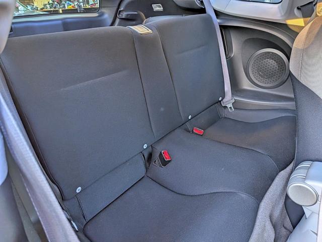 CR-Z α 6MT/ダウンサス/社外マフラー&ウィング/クルコン/スマートキー/ステリモ/HID/フォグ/オートライト/オートAC/CD/AUX/外17AW/外タワーバー/VSA/バニティミラー/ウィンカーミラー(44枚目)