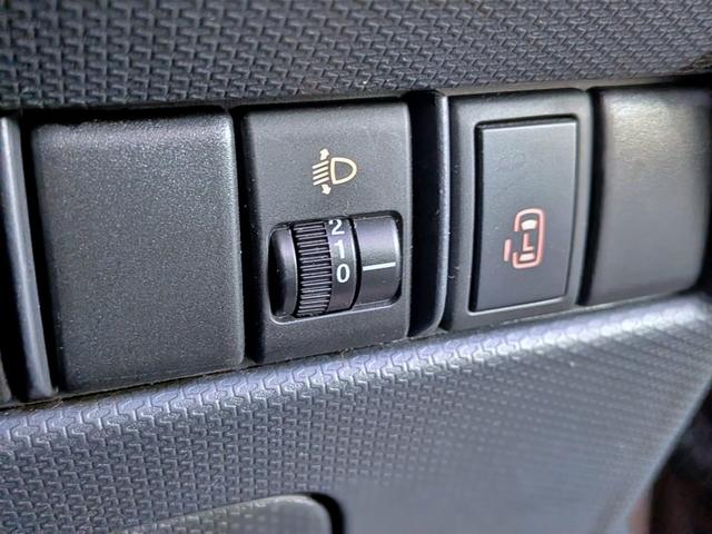 ソリオ Ｘ　ＵＳＢ／Ｂカメラ／電動スライド／スマートキー／禁煙／ＡＵＸ／純ＣＤ／オートＡＣ／助手席アンダーボックス／ステリモ／純１４ＡＷ／バニティミラー／シートリフター（30枚目）