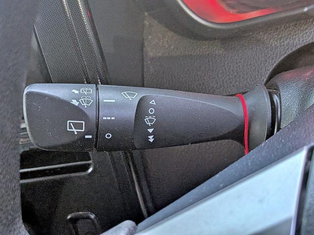 ルーミー G-T 衝突軽減/純ナビ/Bカメラ/両側電動/クルコン/BT/スマートキー/ステリモ/リアコーナーセンサー/ETC/純15AW/地デジ/CD/AUX/オートAC/アイドリングSTOP/ウィンカーミラー(42枚目)