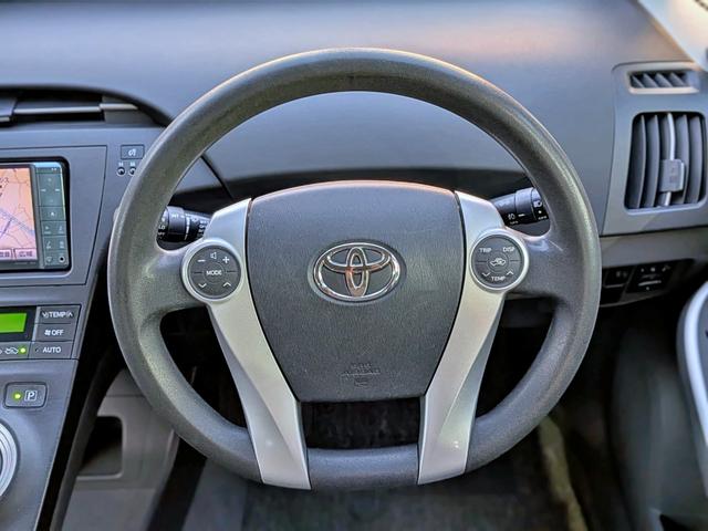 プリウス S 純HDDナビフルセグ/Bカメラ/スマートキー/BT/オートライト/フォグ/オートAC/ETC/シートリフター/バニティミラー/純15AW/AUX/CD/DVD(23枚目)