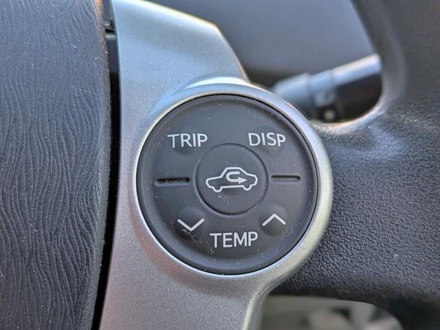 プリウス S 純HDDナビフルセグ/Bカメラ/スマートキー/BT/オートライト/フォグ/オートAC/ETC/シートリフター/バニティミラー/純15AW/AUX/CD/DVD(24枚目)