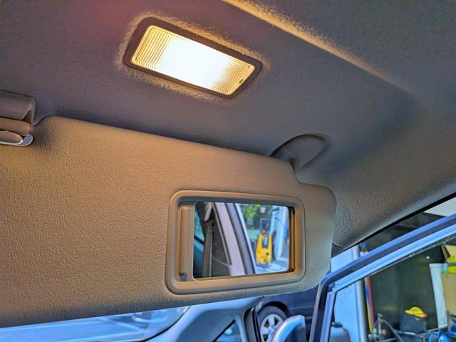 プリウス S 純HDDナビフルセグ/Bカメラ/スマートキー/BT/オートライト/フォグ/オートAC/ETC/シートリフター/バニティミラー/純15AW/AUX/CD/DVD(32枚目)