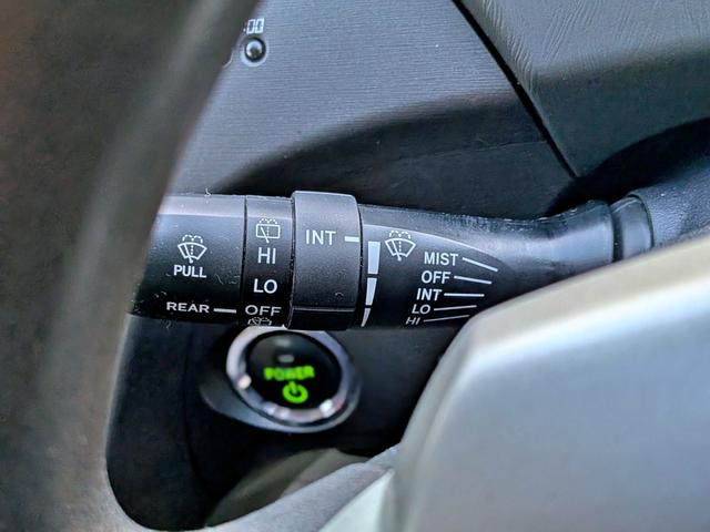 プリウス S 純HDDナビフルセグ/Bカメラ/スマートキー/BT/オートライト/フォグ/オートAC/ETC/シートリフター/バニティミラー/純15AW/AUX/CD/DVD(34枚目)