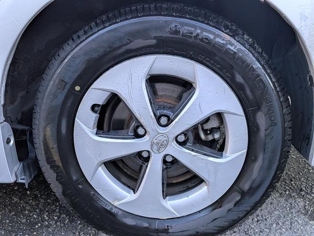 プリウス S 純HDDナビフルセグ/Bカメラ/スマートキー/BT/オートライト/フォグ/オートAC/ETC/シートリフター/バニティミラー/純15AW/AUX/CD/DVD(57枚目)