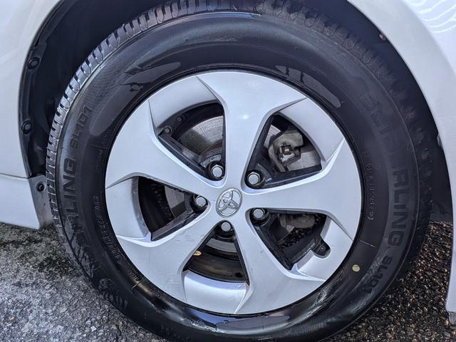 プリウス S 純HDDナビフルセグ/Bカメラ/スマートキー/BT/オートライト/フォグ/オートAC/ETC/シートリフター/バニティミラー/純15AW/AUX/CD/DVD(58枚目)