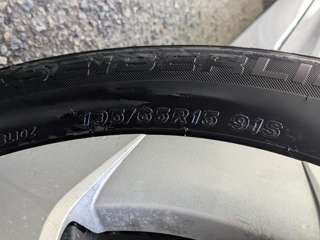 プリウス S 純HDDナビフルセグ/Bカメラ/スマートキー/BT/オートライト/フォグ/オートAC/ETC/シートリフター/バニティミラー/純15AW/AUX/CD/DVD(61枚目)