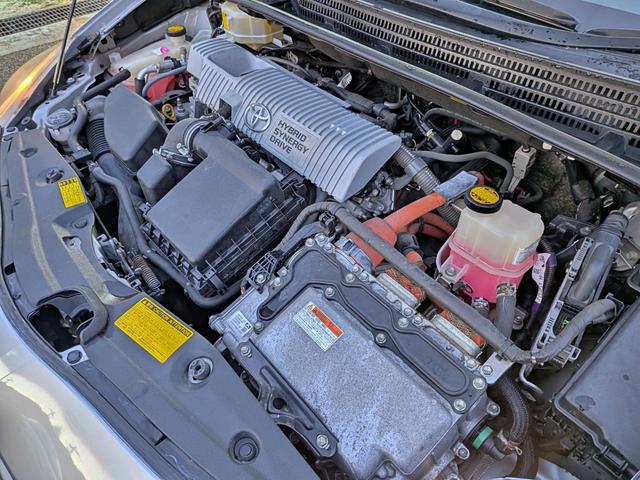 プリウス S 純HDDナビフルセグ/Bカメラ/スマートキー/BT/オートライト/フォグ/オートAC/ETC/シートリフター/バニティミラー/純15AW/AUX/CD/DVD(64枚目)