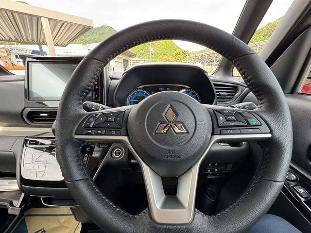 デリカミニ Ｔ　プレミアム　リミテッドエディション　Ｔ　プレミアムリミテッド　ターボ車　９インチナビ搭載　ＥＴＣ　全周囲カメラ　両側電動スライドドア　クリアランスソナー　オートクルーズコントロール　衝突被害軽減システム　オートライト　ＬＥＤヘッドランプ（14枚目）