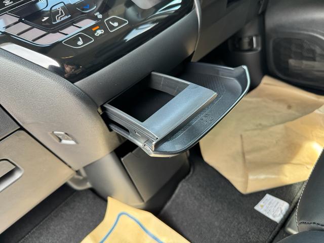 デリカミニ Ｔ　プレミアム　リミテッドエディション　Ｔ　プレミアムリミテッド　ターボ車　９インチナビ搭載　ＥＴＣ　全周囲カメラ　両側電動スライドドア　クリアランスソナー　オートクルーズコントロール　衝突被害軽減システム　オートライト　ＬＥＤヘッドランプ（51枚目）