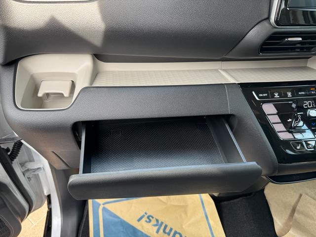 デリカミニ Ｔ　プレミアム　リミテッドエディション　Ｔ　プレミアムリミテッド　ターボ車　９インチナビ搭載　ＥＴＣ　全周囲カメラ　両側電動スライドドア　クリアランスソナー　オートクルーズコントロール　衝突被害軽減システム　オートライト　ＬＥＤヘッドランプ（53枚目）