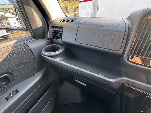 アトレーワゴン カスタムターボＲＳ　ＳＡＩＩＩ　カスタムターボＲＳ　ＳＡＩＩＩ　ＥＴＣ　両側スライドドア　リヤコーナーセンサー　オートマチックハイビーム　キーレスエントリー　純正アルミホイール　スマートアシスト　ＬＥＤヘッドライト　２４年製タイヤ（34枚目）