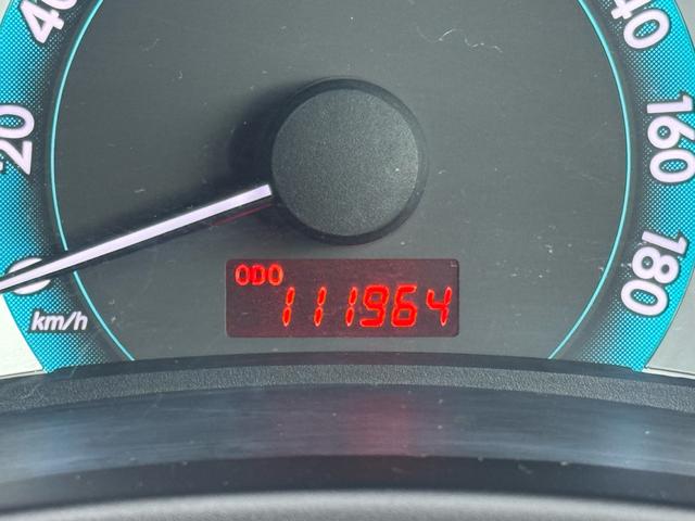 アイシス プラタナリミテッド　プラタナリミテッド　両側電動スライドドア　純正ナビ　バックカメラ　純正１６インチアルミホイール　三列シート　オートヘッドライト　スマートドアロック　オートエアコン　タイミングチェーン（22枚目）