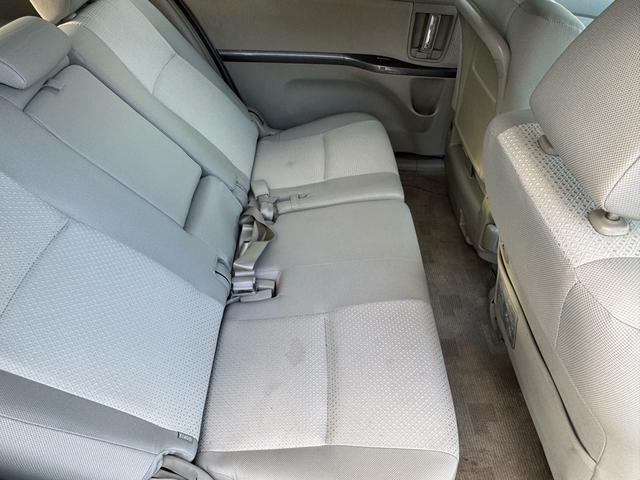 アイシス プラタナリミテッド　プラタナリミテッド　両側電動スライドドア　純正ナビ　バックカメラ　純正１６インチアルミホイール　三列シート　オートヘッドライト　スマートドアロック　オートエアコン　タイミングチェーン（51枚目）