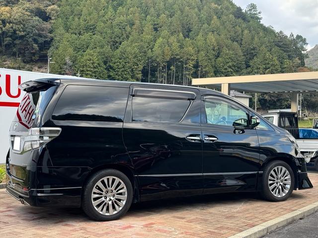 ヴェルファイア ２．４Ｚ　ゴールデンアイズＩＩ　２．４Ｚ　ゴールデンアイズＩＩ　フロントスポイラー　後席モニター　バックカメラ　両側電動スライドドア　ドライブレコーダー　クルーズコントロール　ハーフレザーシート　ＥＴＣ　クリアランスソナー（3枚目）