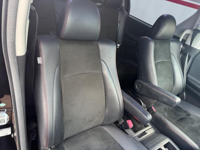 ヴェルファイア ２．４Ｚ　ゴールデンアイズＩＩ　２．４Ｚ　ゴールデンアイズＩＩ　フロントスポイラー　後席モニター　バックカメラ　両側電動スライドドア　ドライブレコーダー　クルーズコントロール　ハーフレザーシート　ＥＴＣ　クリアランスソナー（10枚目）