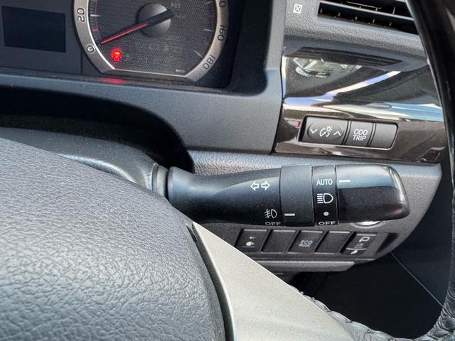 ヴェルファイア ２．４Ｚ　ゴールデンアイズＩＩ　２．４Ｚ　ゴールデンアイズＩＩ　フロントスポイラー　後席モニター　バックカメラ　両側電動スライドドア　ドライブレコーダー　クルーズコントロール　ハーフレザーシート　ＥＴＣ　クリアランスソナー（17枚目）