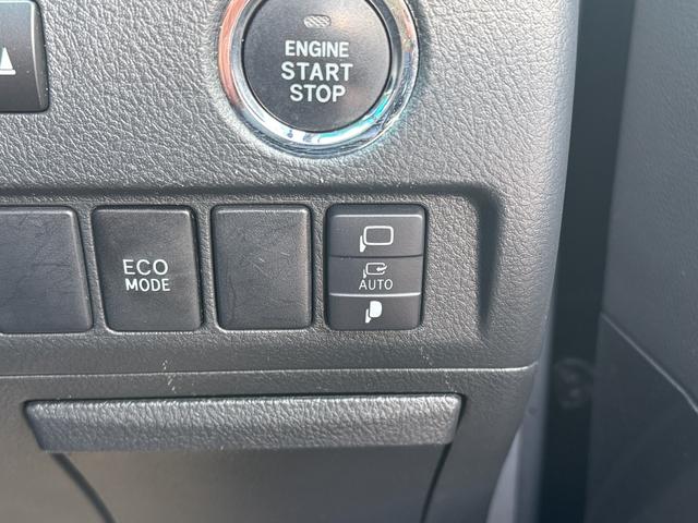 ヴェルファイア ２．４Ｚ　ゴールデンアイズＩＩ　２．４Ｚ　ゴールデンアイズＩＩ　フロントスポイラー　後席モニター　バックカメラ　両側電動スライドドア　ドライブレコーダー　クルーズコントロール　ハーフレザーシート　ＥＴＣ　クリアランスソナー（22枚目）