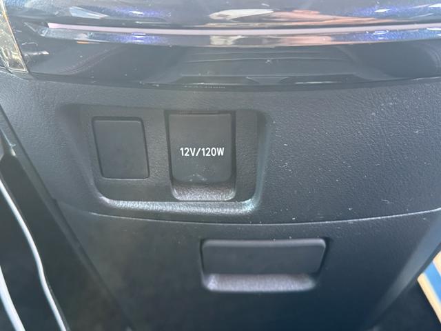 ヴェルファイア ２．４Ｚ　ゴールデンアイズＩＩ　２．４Ｚ　ゴールデンアイズＩＩ　フロントスポイラー　後席モニター　バックカメラ　両側電動スライドドア　ドライブレコーダー　クルーズコントロール　ハーフレザーシート　ＥＴＣ　クリアランスソナー（31枚目）