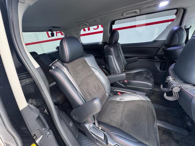 ヴェルファイア ２．４Ｚ　ゴールデンアイズＩＩ　２．４Ｚ　ゴールデンアイズＩＩ　フロントスポイラー　後席モニター　バックカメラ　両側電動スライドドア　ドライブレコーダー　クルーズコントロール　ハーフレザーシート　ＥＴＣ　クリアランスソナー（45枚目）