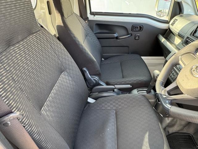 ハイゼットトラック ジャンボエクストラ　ジャンボエクストラ　４ＷＤ　ドライブレコーダー　ＬＡＮＢＯステアリング　電動格納ミラー　クリアランスソナー　アイドリングストップ　スマートアシスト　記録簿あり　キーフリー　盗難防止システム（9枚目）