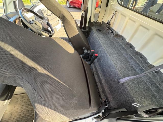 ハイゼットトラック ジャンボエクストラ　ジャンボエクストラ　４ＷＤ　ドライブレコーダー　ＬＡＮＢＯステアリング　電動格納ミラー　クリアランスソナー　アイドリングストップ　スマートアシスト　記録簿あり　キーフリー　盗難防止システム（60枚目）