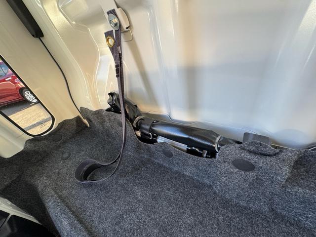 ハイゼットトラック ジャンボエクストラ　ジャンボエクストラ　４ＷＤ　ドライブレコーダー　ＬＡＮＢＯステアリング　電動格納ミラー　クリアランスソナー　アイドリングストップ　スマートアシスト　記録簿あり　キーフリー　盗難防止システム（61枚目）