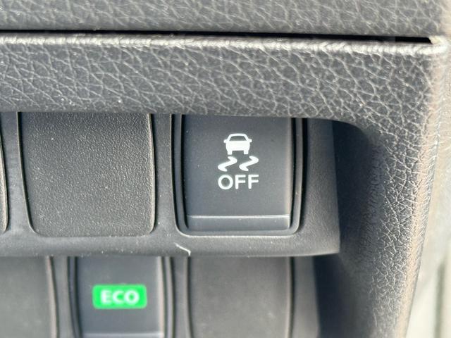 エクストレイル ２０ＸブラクエクストリーマＸエマージェンシブレーキＰ　２０ＸブラクエクストリーマＸエマージェンシブレーキＰ　４ＷＤ　前後ドライブレコーダー　アラウンドビューカメラ　純正フルセグナビ　車線逸脱警報　コーナーセンサー　クルーズコントロール　ＥＴＣ（18枚目）